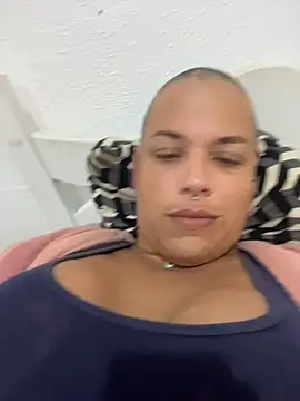 Show de alicetgirlbr na webcam