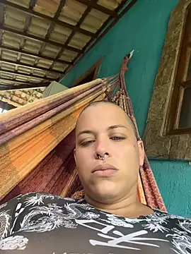 Show de alicetgirlbr na webcam