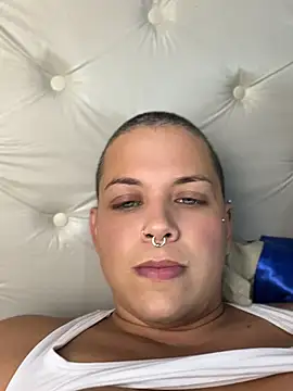 Show de alicetgirlbr na webcam