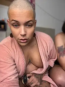 alicetgirlbr's Webcam Show