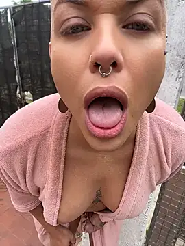 alicetgirlbr Шоу с уебкамера