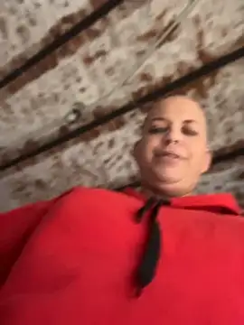 Webkamerová show alicetgirlbr