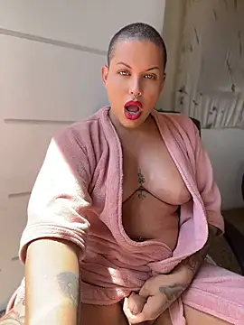 alicetgirlbr's Webcam Show