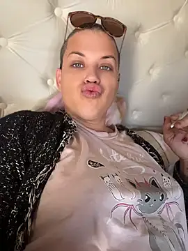 Show de alicetgirlbr na webcam