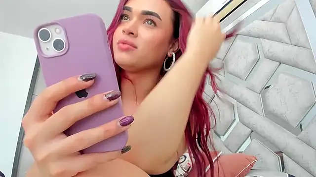 Show de alexandra_fire69x na webcam