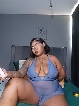 RealMsPEARLsEXY69's Live XXX Chat