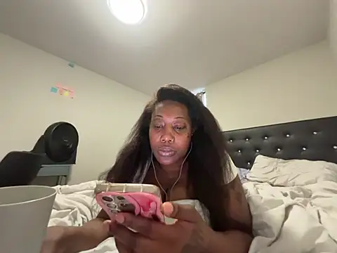 Chat XXX en directo de Cherishcherrysha