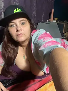 Queen_CamiXO webkamerás műsora
