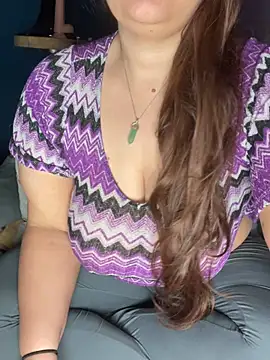 Pokazy przed kamerką – Queen_CamiXO