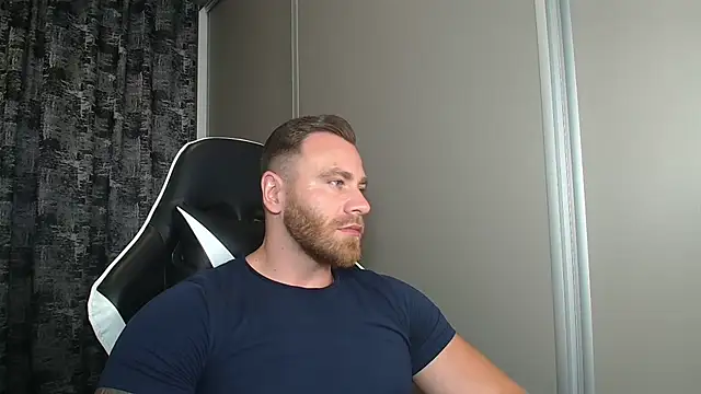 Thori92 Webcam show