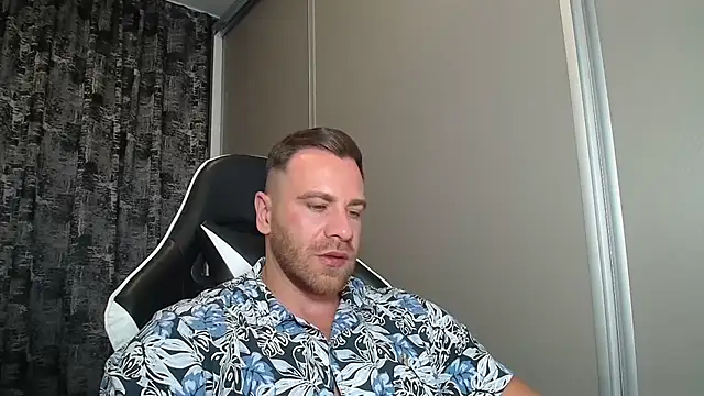 Thori92 Webcam show