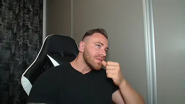 Thori92n Webbikameraesitys