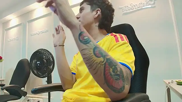 JacoboSwam's Webcam Show