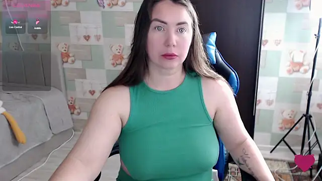 Korolek12's Live XXX Chat