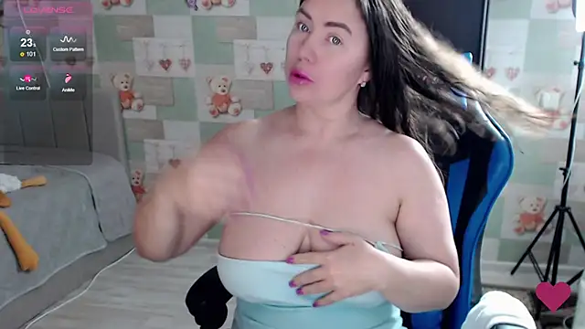 Korolek12 – Live XXX-chat