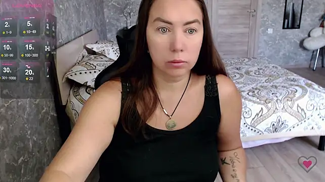 Korolek12 XXX чат на живо