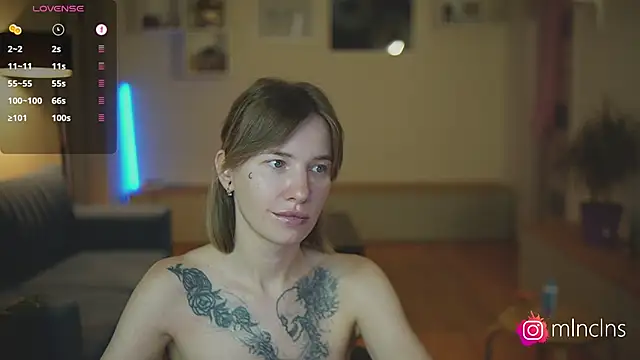 mel_collins' Live XXX Chat