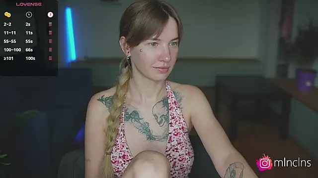 XXX chat uživo modela mel_collins