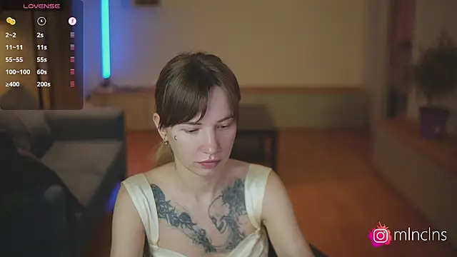 mel_collins' Live XXX Chat