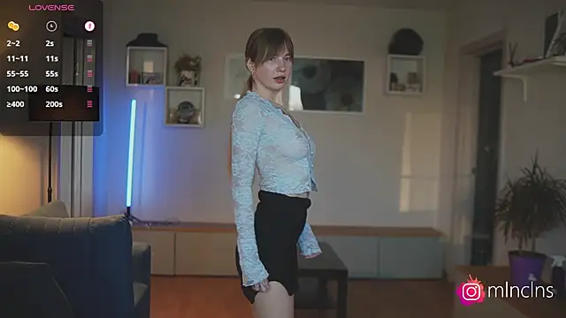 mel_collins Adlı Modelin Canlı XXX Sohbeti