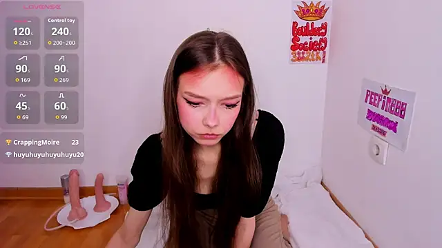 Michelle_Melnss Pertunjukan Webcam