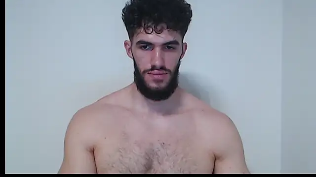 הופעת וובקאם של hiddenf