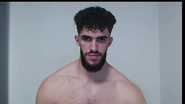 הופעת וובקאם של hiddenf