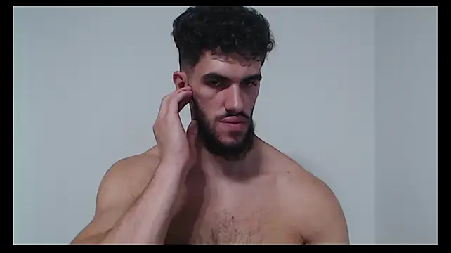 hiddenf Show in webcam