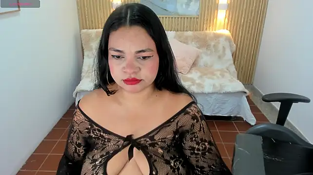 Cloe_35 Live XXX-Chat