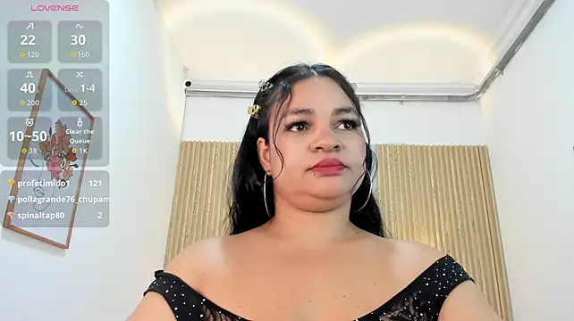 Cloe_35's Live XXX Chat