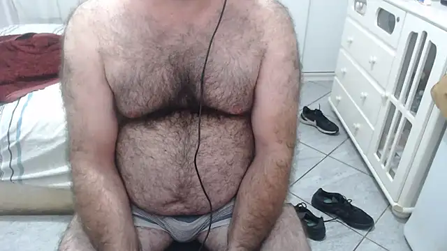 MysterBearMG's Webcam Show
