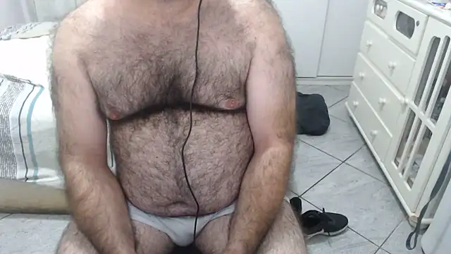MysterBearMG Webcam Show