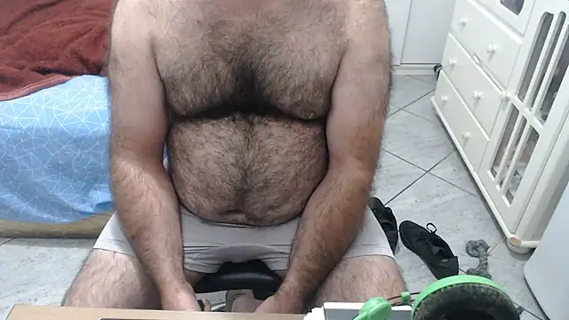 MysterBearMG Шоу с уебкамера