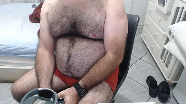 MysterBearMG's Webcam Show