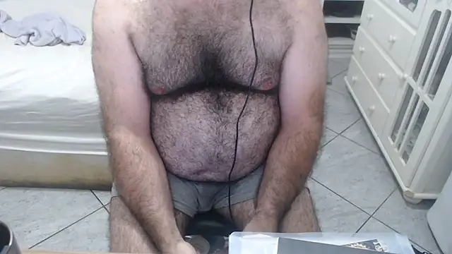 MysterBearMG Шоу с уебкамера