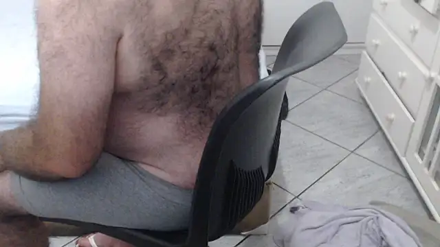 MysterBearMG – webcam-show