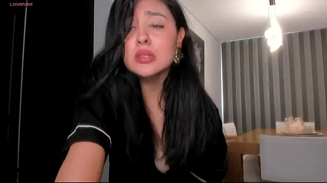 AnushaKumariのライブXXXチャット