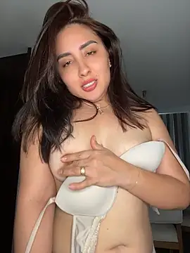 AnushaKumari's Live XXX Chat