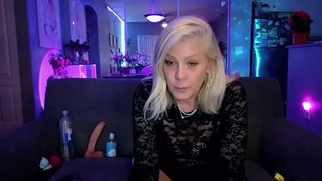 دردشة Lexi_Shocker الجنسية المباشرة