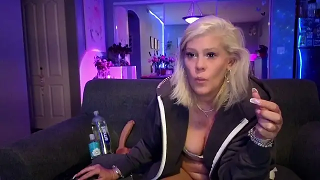 Czat XXX na żywo – Lexi_Shocker
