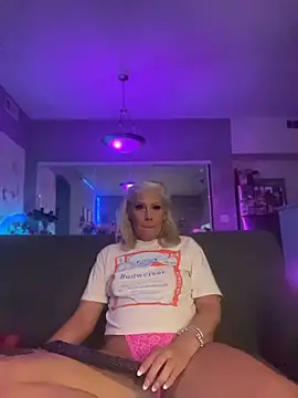 Lexi_Shocker Adlı Modelin Canlı XXX Sohbeti