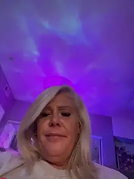 Lexi_Shocker: διαδικτυακό σόου στην κάμερα