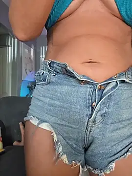 Pokazy przed kamerką – Lexi_Shocker