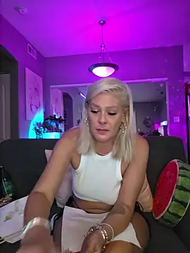 Lexi_Shocker: διαδικτυακό σόου στην κάμερα
