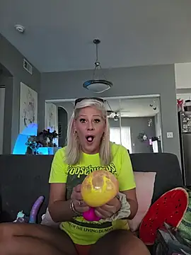 Lexi_Shocker 现场XXX聊天