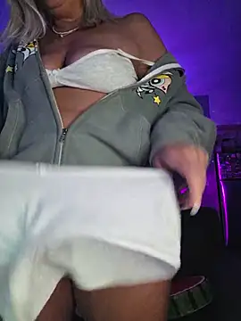 צ'אט XXX בשידור חי של Lexi_Shocker
