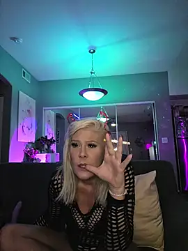 Lexi_ShockerのライブXXXチャット