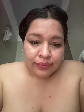 Lovelipsbig XXX чат на живо