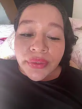 Chat +18 de Lovelipsbig ao vivo