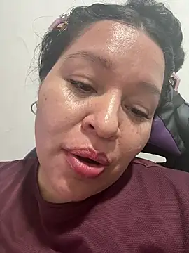 Chat XXX en directo de Lovelipsbig